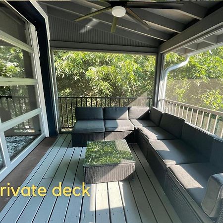 Normalbnb - 2 Blocks From Restaurants, Bars, Hospital Athens Exteriör bild