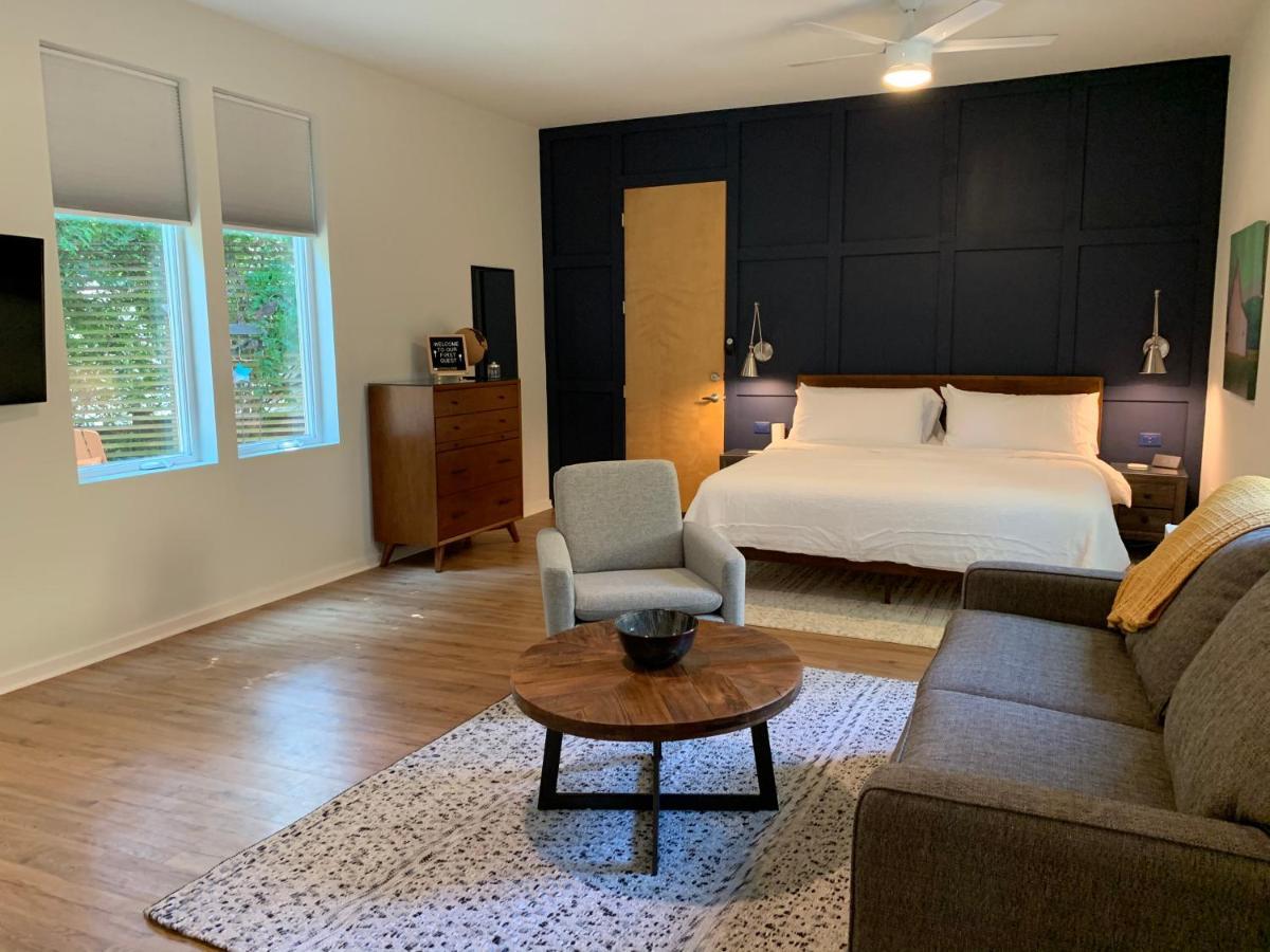 Normalbnb - 2 Blocks From Restaurants, Bars, Hospital Athens Exteriör bild