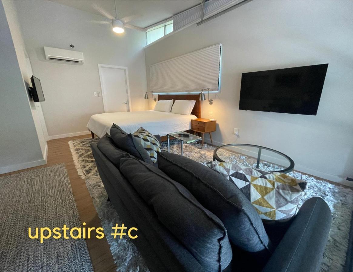 Normalbnb - 2 Blocks From Restaurants, Bars, Hospital Athens Exteriör bild